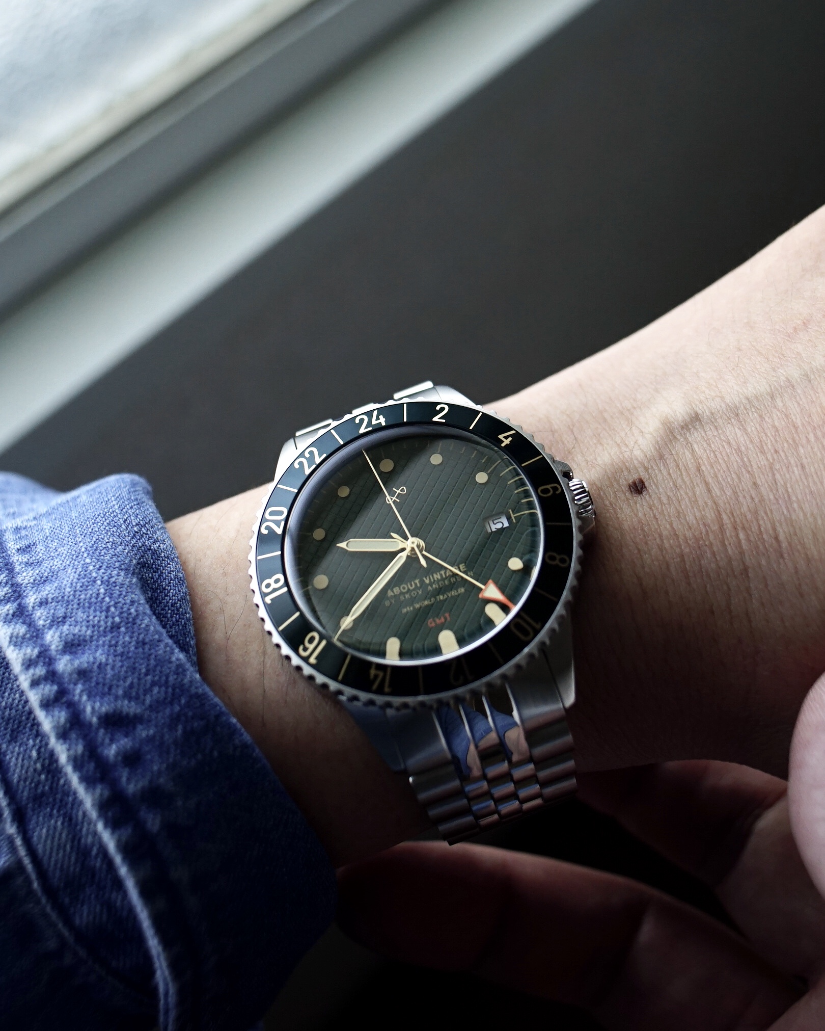ABOUT VINTAGE 1954 GMT GREEN TURTLE　着用イメージ43